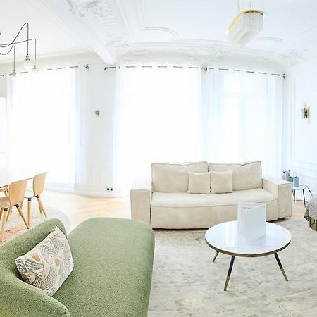 Champs Elysees!Montaigne, New Luxurious 6Pers Flat パリ エクステリア 写真